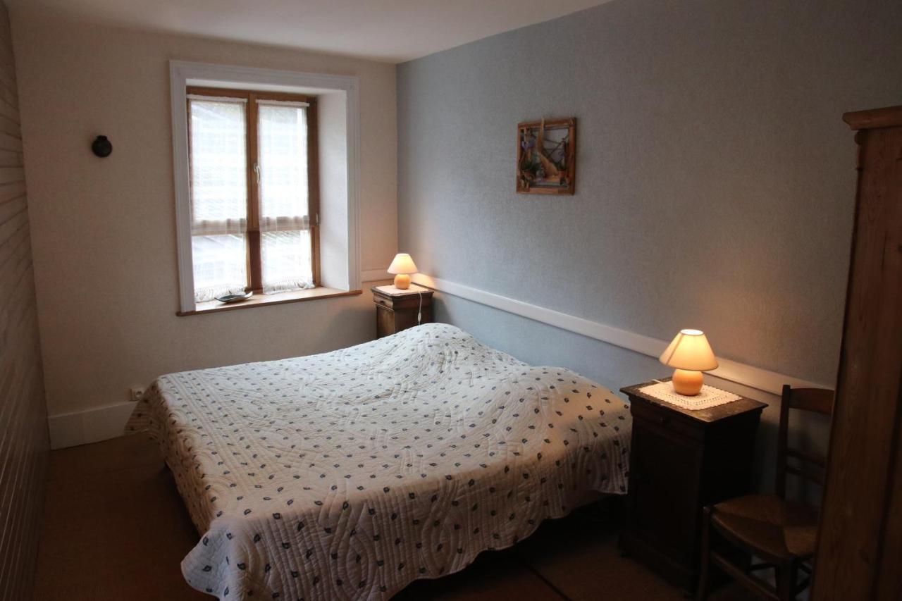 Bed and Breakfast La Feculerie Le Val Екстер'єр фото